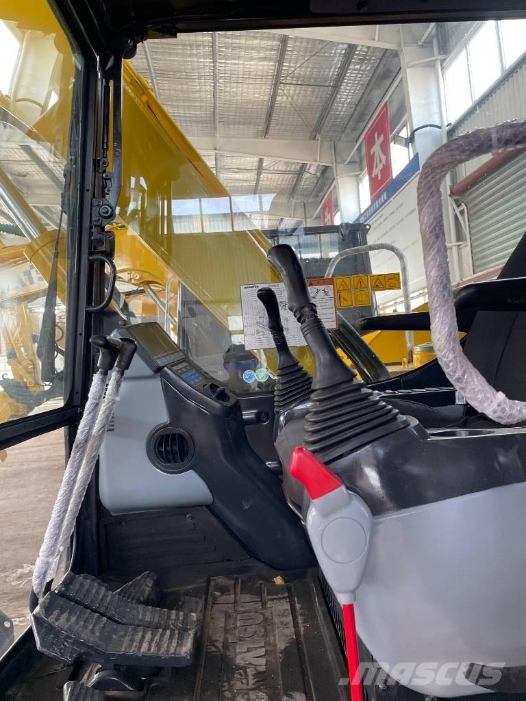 Komatsu PC 70 Vidēja lieluma ekskavatori 7 t - 12 t