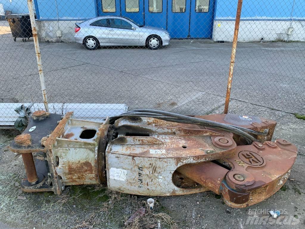 Hammer FR26 Urbji