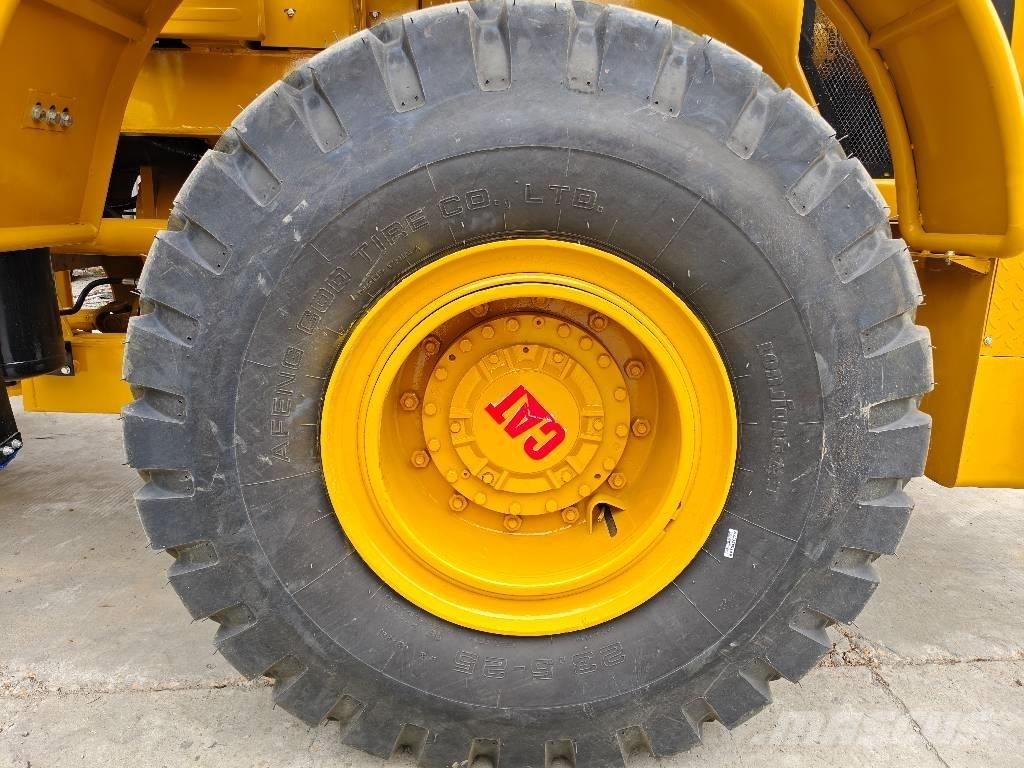 CAT 950 GC Iekrāvēji uz riteņiem