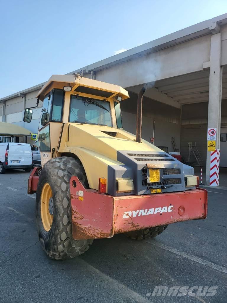 Dynapac CA 302 D Vienvalča grunts veltņi