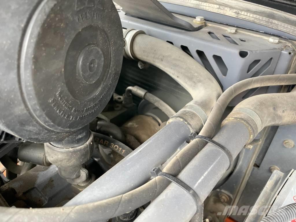 Hamm HD 12 VV Divvalču grunts veltņi