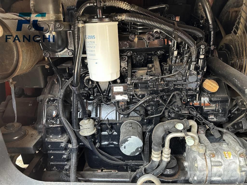 Hitachi zx 68 Kāpurķēžu ekskavatori