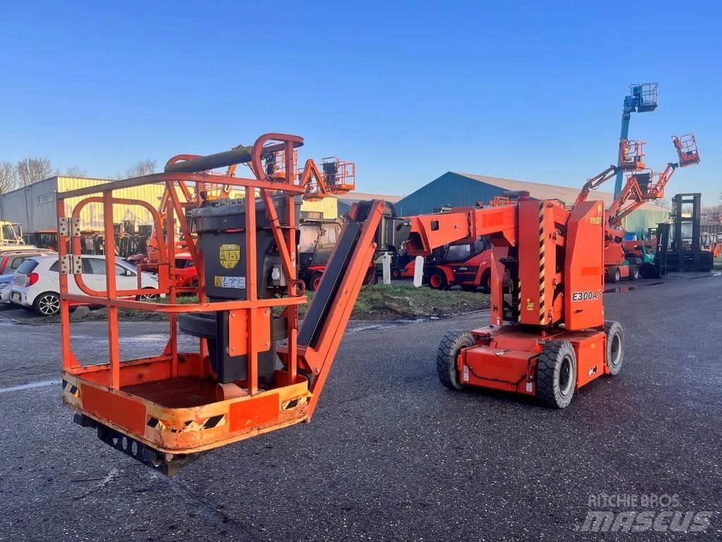 JLG E300AJP Strēles pacēlāji