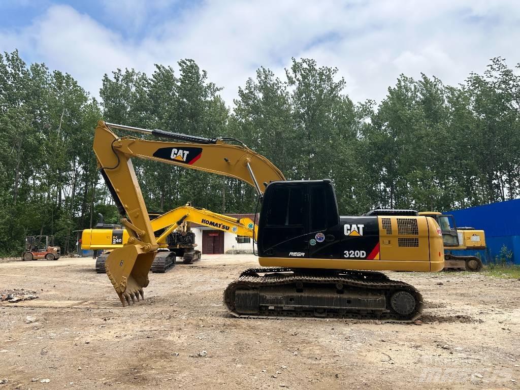 CAT 320D Kāpurķēžu ekskavatori