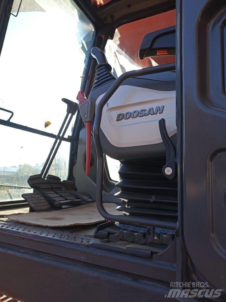 Doosan DX340LC-5 Ekskavatori-iekrāvēji
