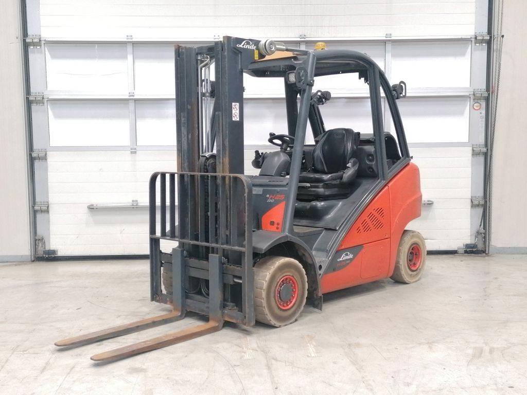 Linde H25T-02 LPG tehnika