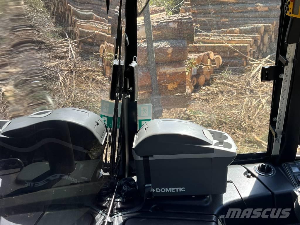 Ponsse Ergo 8W Harvesteri