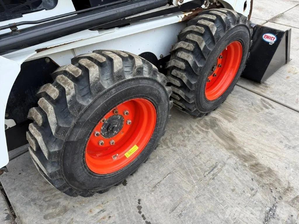 Bobcat S450 Lietoti riteņu kompaktiekrāvēji