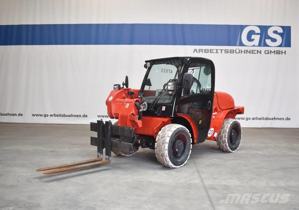 JCB 520-40 4WS Teleskopiskie manipulatori