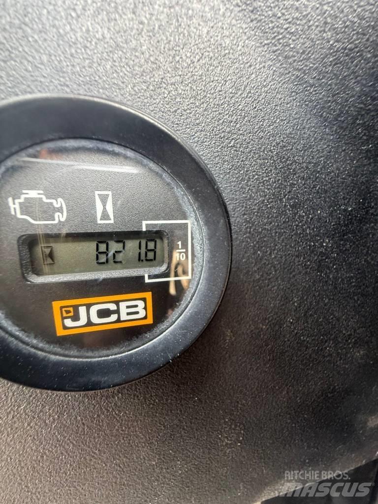 JCB 16 C-1, 821h Mini ekskavatori < 7 t