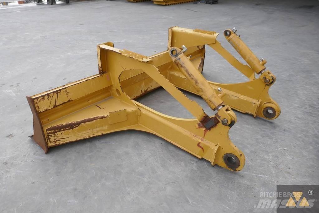 CAT Skidder blade Naži