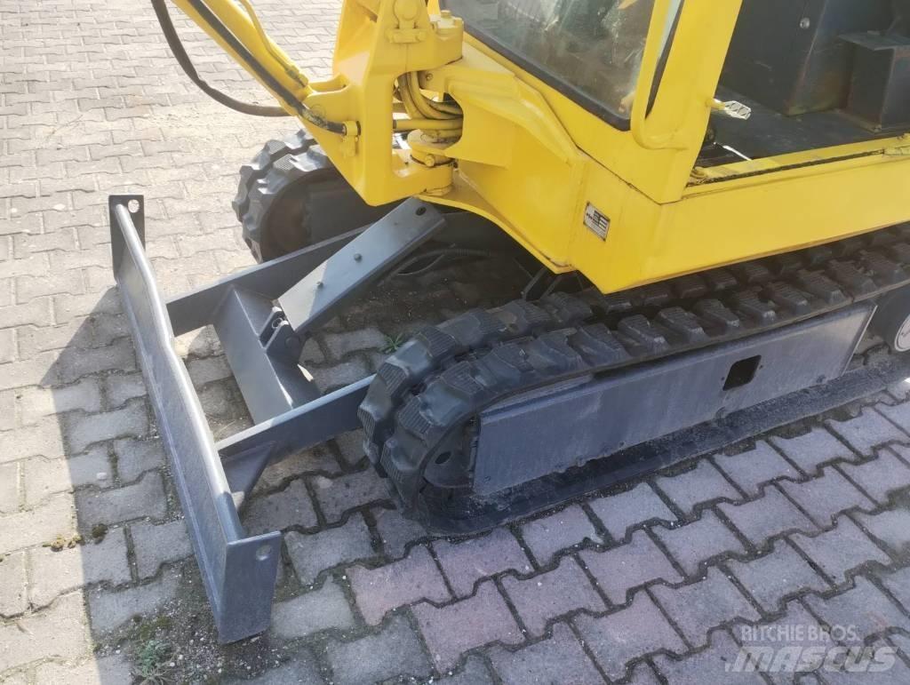 Komatsu PC 10 Kāpurķēžu ekskavatori