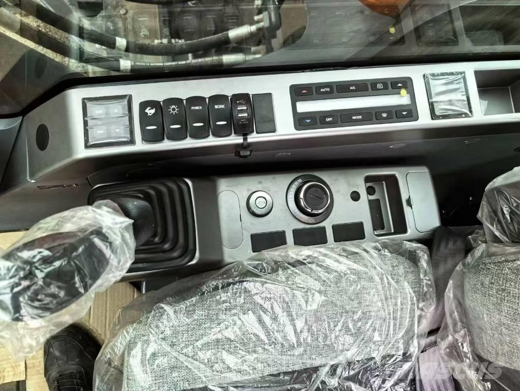 Doosan DX215 Kāpurķēžu ekskavatori