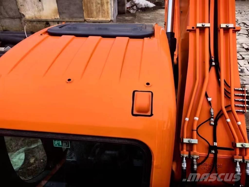 Doosan DX215 Kāpurķēžu ekskavatori