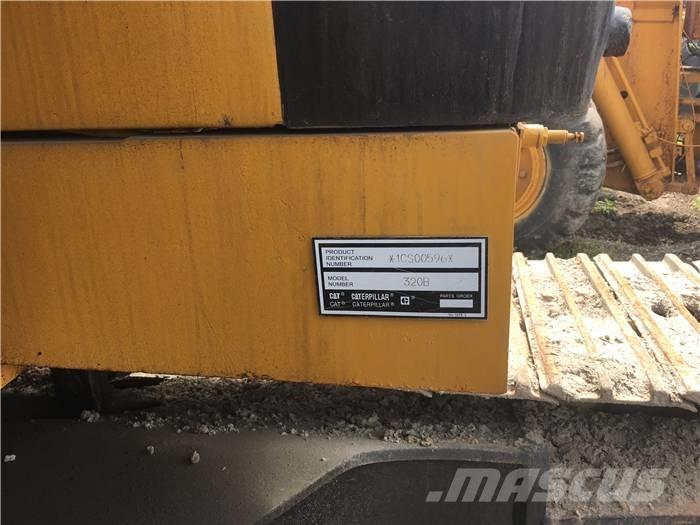 CAT 320 B Kāpurķēžu ekskavatori