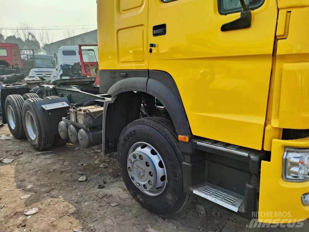 Howo Truck tractor Vilcēji
