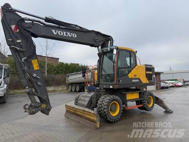 Volvo EW 220 E Ekskavatori uz riteņiem