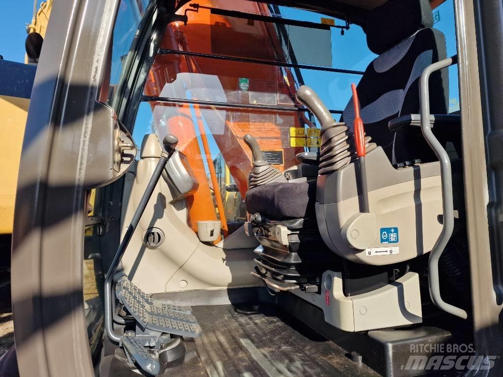 Hitachi ZX 180 LC N Kāpurķēžu ekskavatori