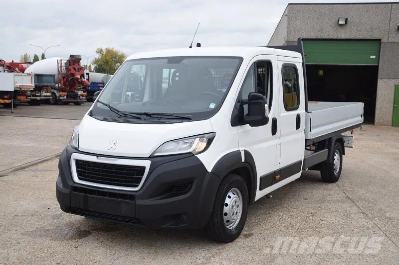 Peugeot Boxer Vieglais kravas automobilis/izkraušana no sāniem