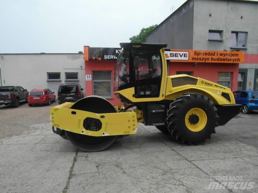 Bomag BW 213 DH-5 Vienvalča grunts veltņi