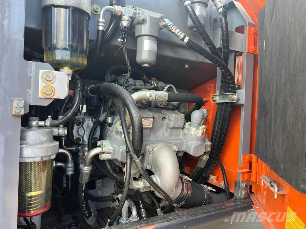 Hitachi ZW 170-5 Ekskavatori uz riteņiem