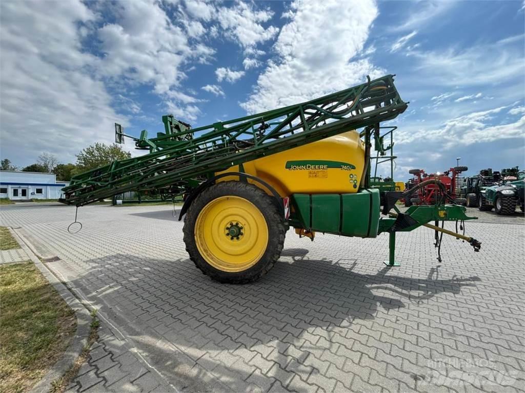 John Deere 740i Piekabināmie smidzinātāji(miglotāji)