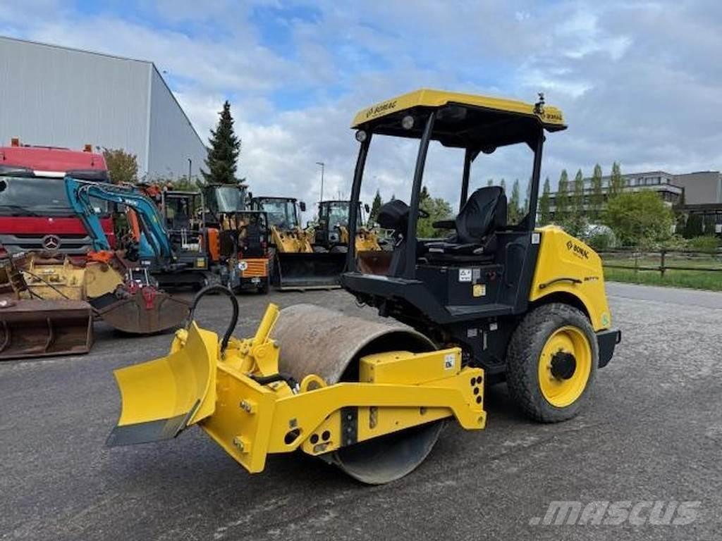 Bomag 124 DH-5 Vienvalča grunts veltņi