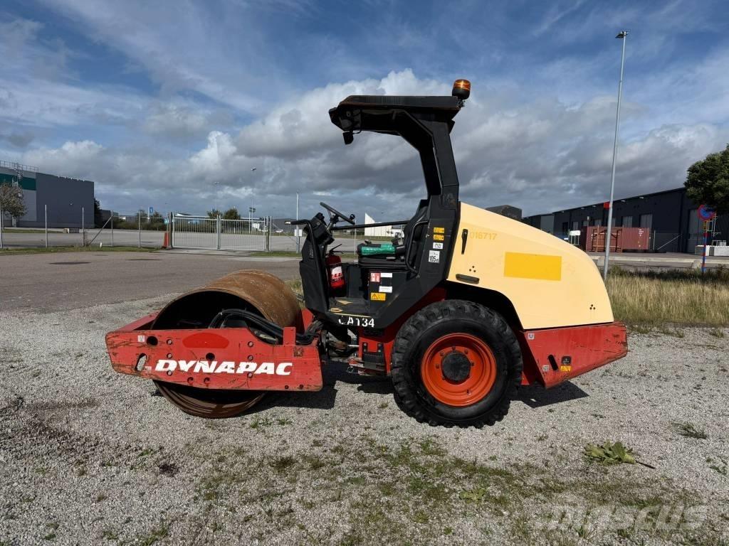 Dynapac CA 134 D Vienvalča grunts veltņi