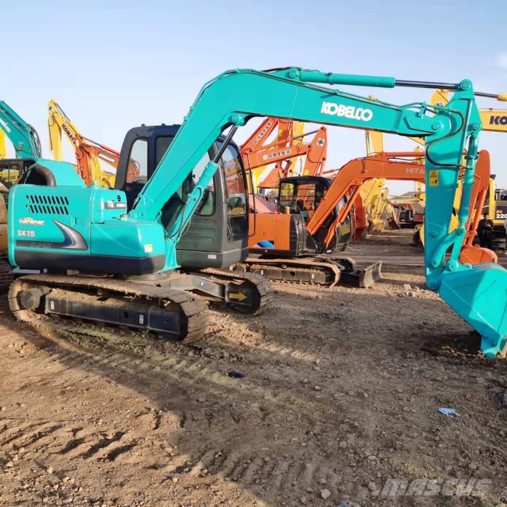 Kobelco SK75-8 Vidēja lieluma ekskavatori 7 t - 12 t