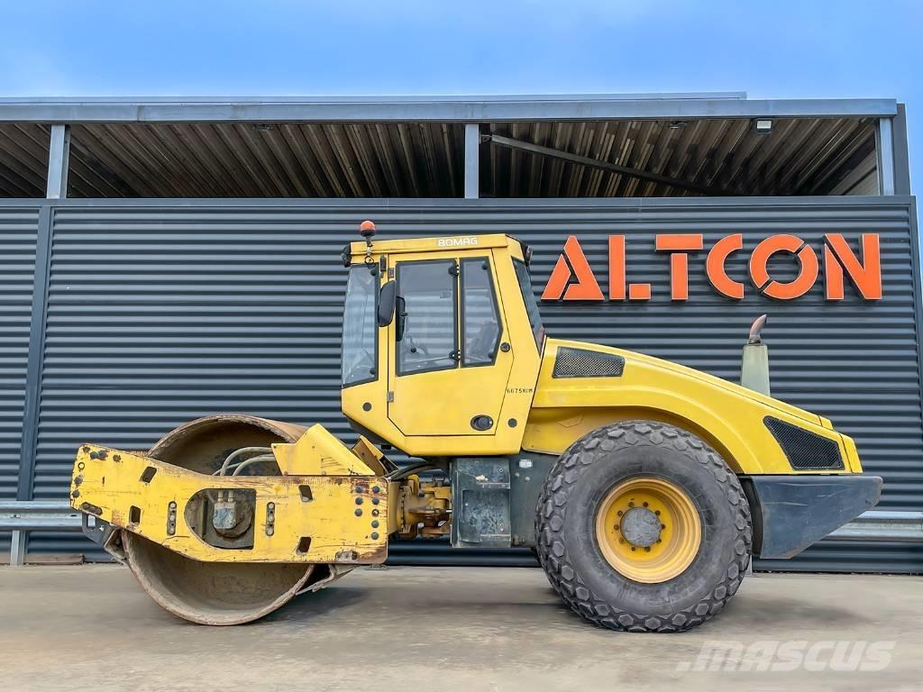 Bomag BW 213 DH-4 Vienvalča grunts veltņi