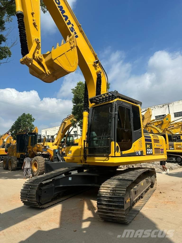 Komatsu PC220-8 Vidēja lieluma ekskavatori 7 t - 12 t