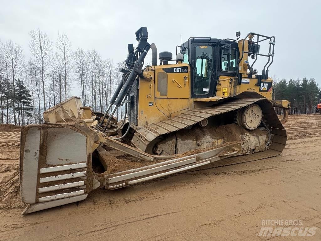 CAT D 6 T LGP Kāpurķēžu buldozeri