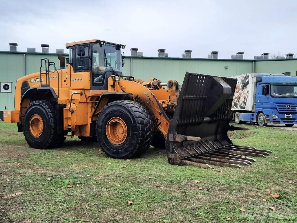 Hyundai HL 980 Iekrāvēji uz riteņiem