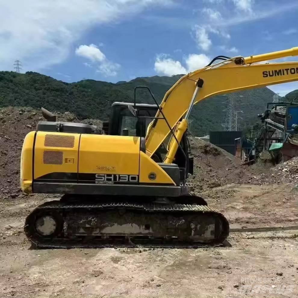 Sumitomo SH130-6 Kāpurķēžu ekskavatori