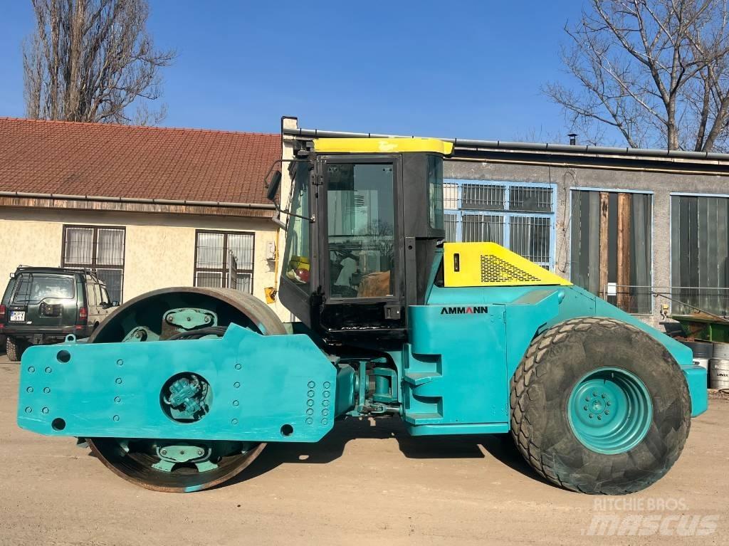 Ammann AC 190 Kombinētie veltņi