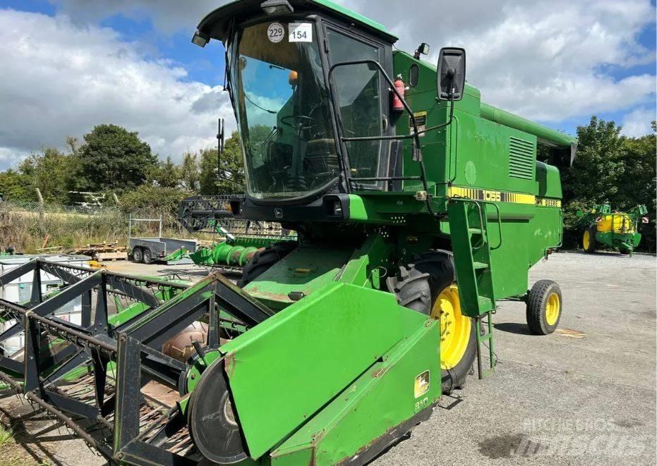John Deere 1055 Ražas novākšanas kombaini