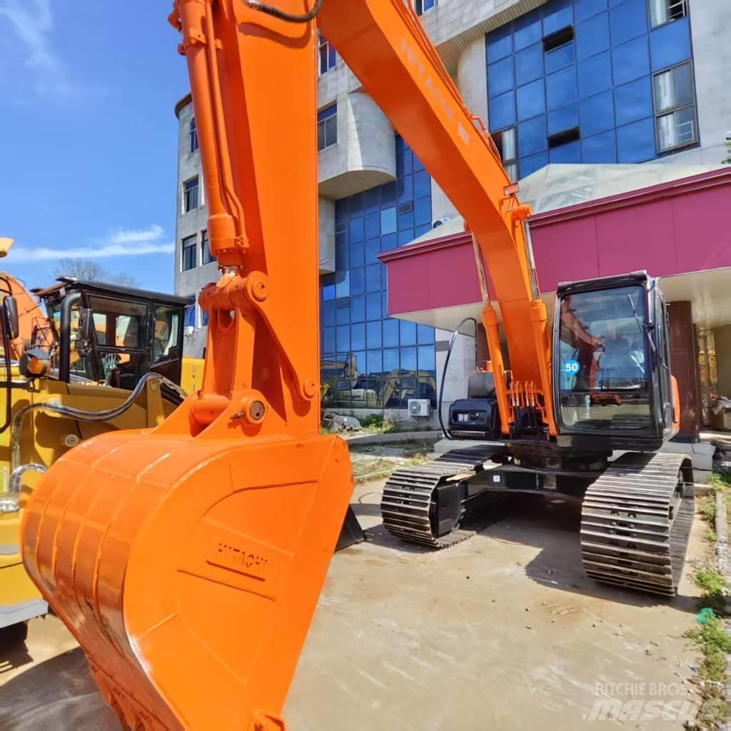 Hitachi ZX 130 Kāpurķēžu ekskavatori