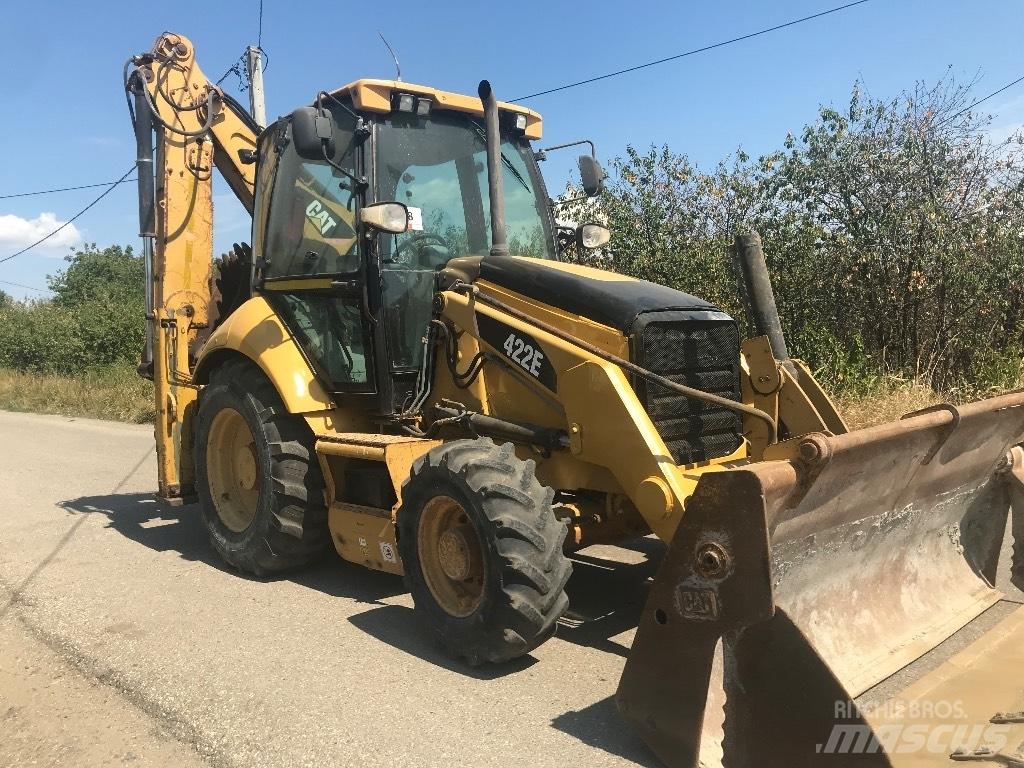 CAT 422 E Ekskavatori-iekrāvēji