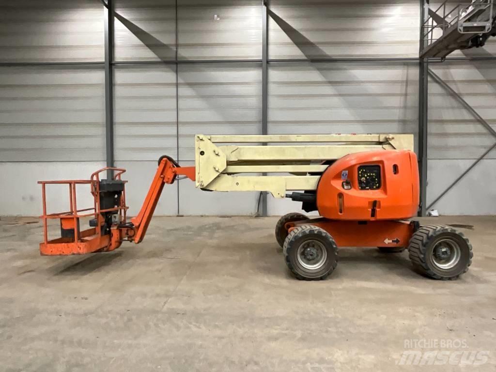 JLG 450 AJ Strēles pacēlāji
