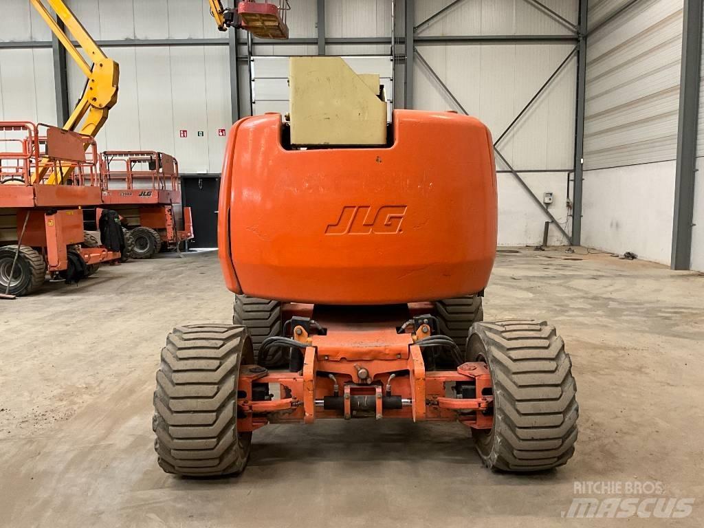 JLG 450 AJ Strēles pacēlāji