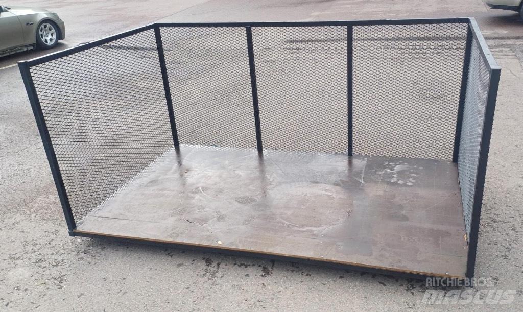  Kalustekori ML 2500 Teleskopiskie manipulatori