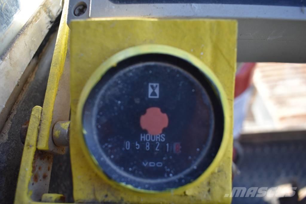 Hitachi KH 230-3 Kāpurķēžu ceļamkrāni