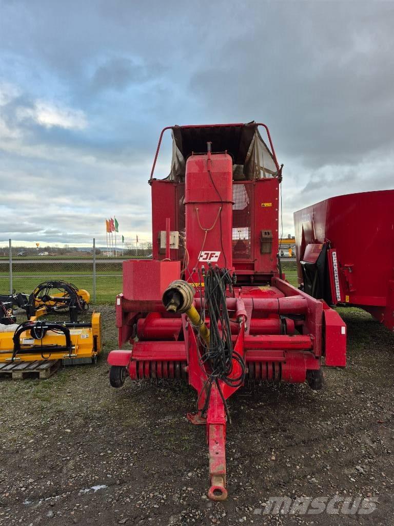 JF 3500 Savācējpiekabes