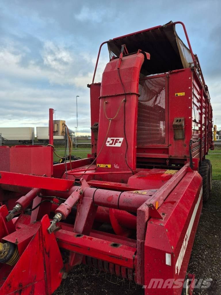 JF 3500 Savācējpiekabes