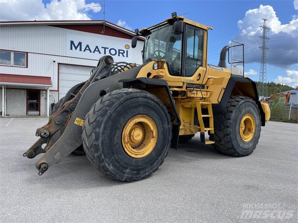 Volvo L220G Iekrāvēji uz riteņiem