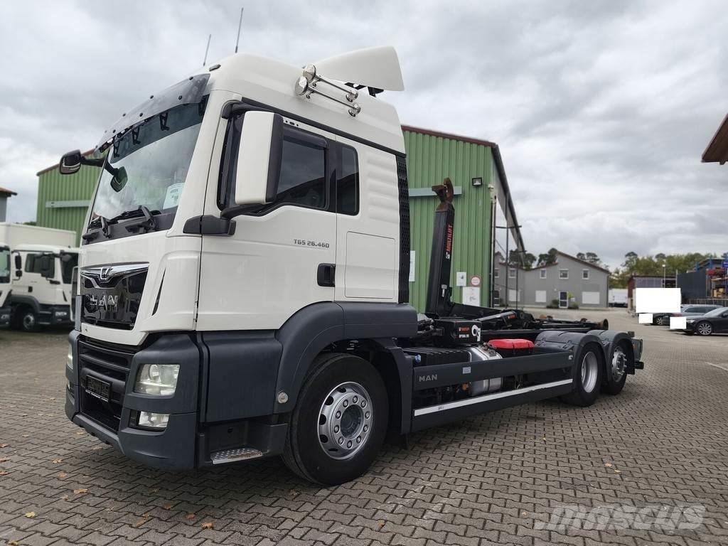 MAN TGS 26.460 Treileri ar āķi