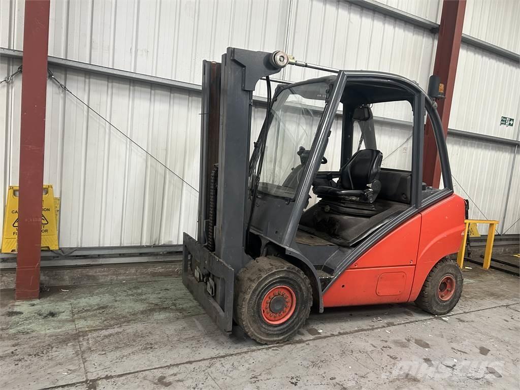 Linde H30D Tehnika ar dīzeļa dzinēju