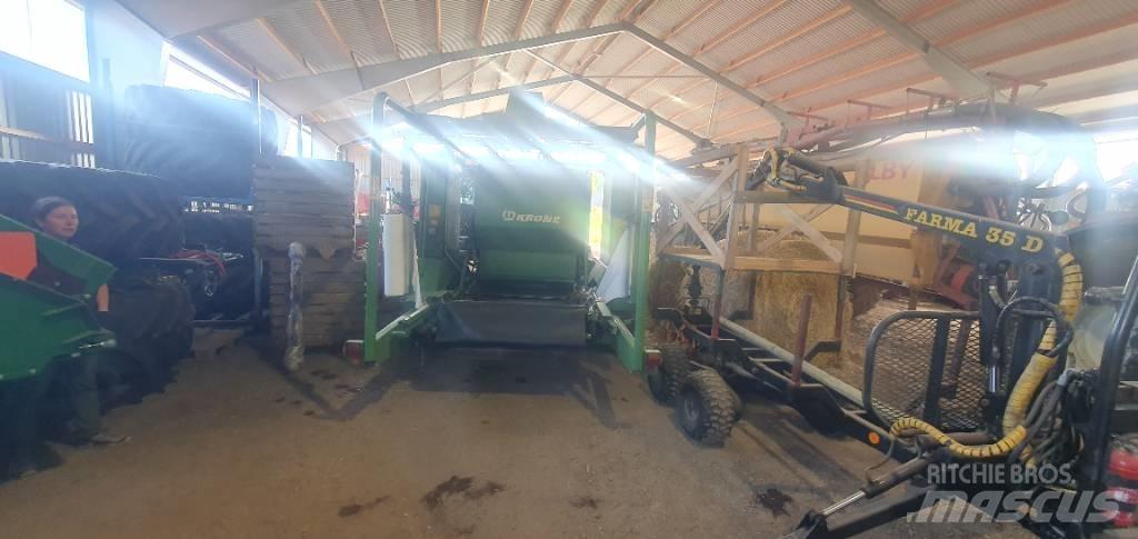 Krone multi cut 1500 Rituļu preses