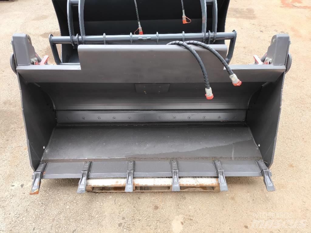 Mecalac 0.65m3 4in1 Kausi