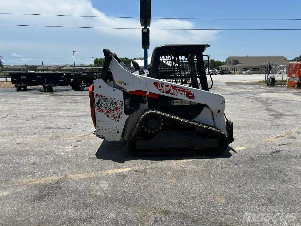 Bobcat T64 Lietoti riteņu kompaktiekrāvēji